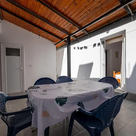 Vida House